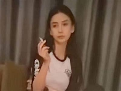 秋霞成人视频免费在线播放
